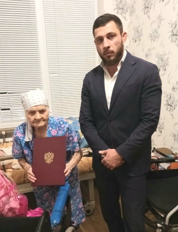 Своё 95-летие отметила труженица тыла, жительница аула Псыж Зубко Лидия Петровна.